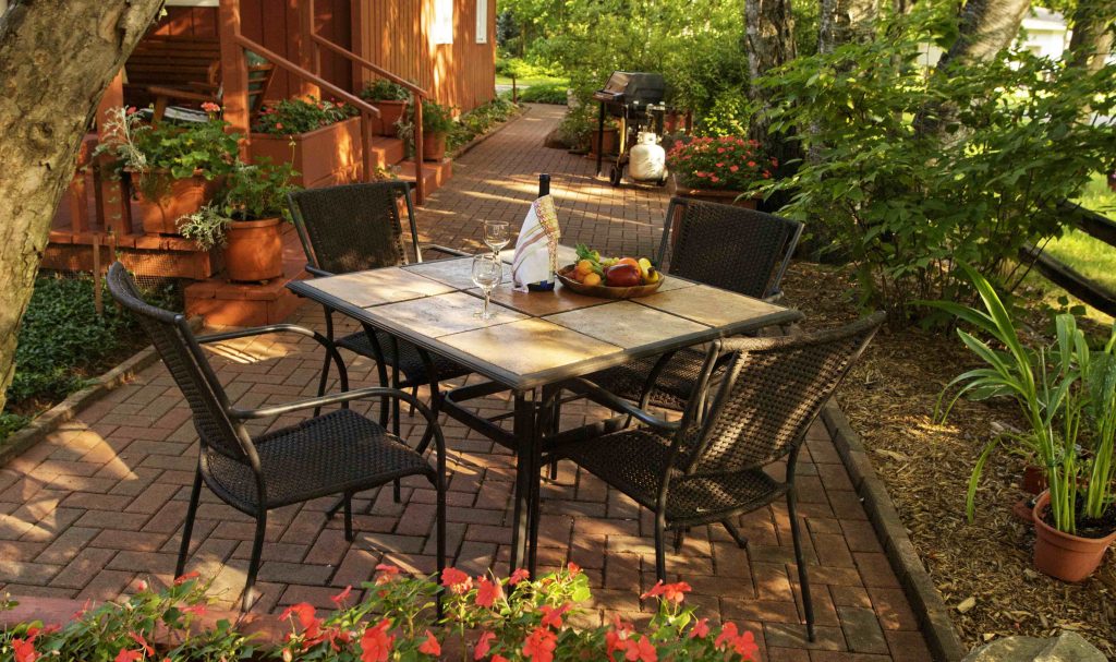 Designed by landscapers - a cozy backyard setting